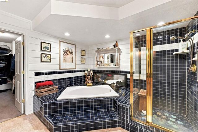 2360 Secret Ravine Trail, Cool, CA 95614