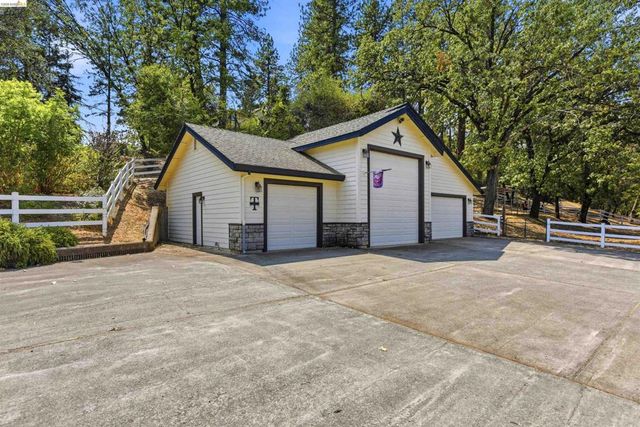 2360 Secret Ravine Trail, Cool, CA 95614