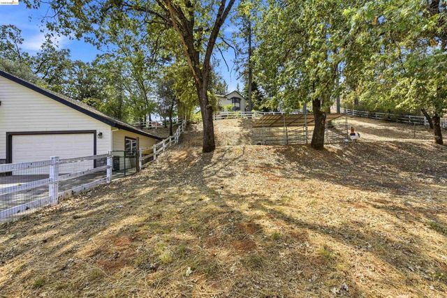 2360 Secret Ravine Trail, Cool, CA 95614