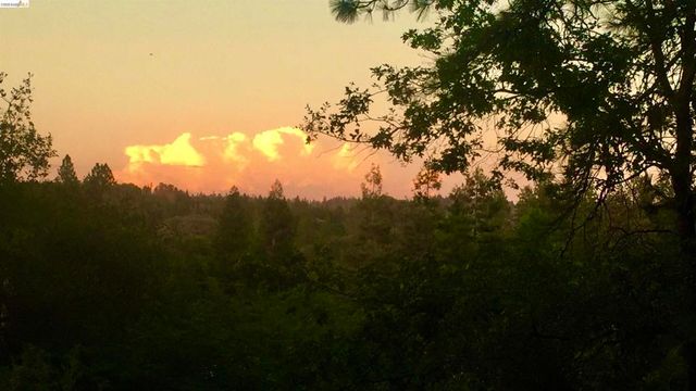2360 Secret Ravine Trail, Cool, CA 95614