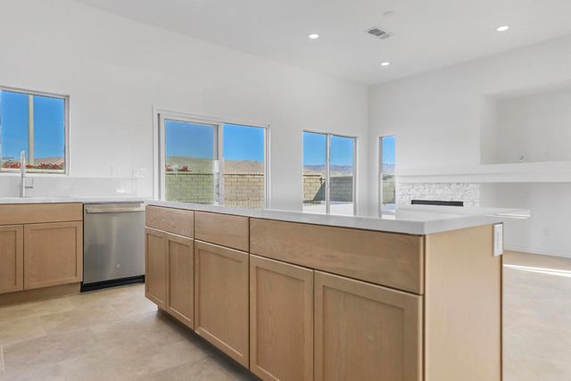 69624 Northhampton Avenue, Cathedral City, CA 92234