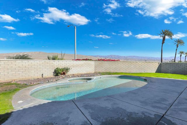 69624 Northhampton Avenue, Cathedral City, CA 92234