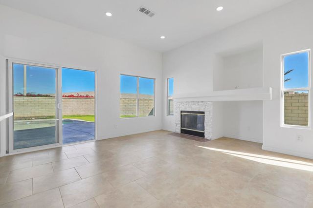 69624 Northhampton Avenue, Cathedral City, CA 92234