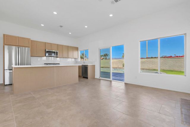 69624 Northhampton Avenue, Cathedral City, CA 92234