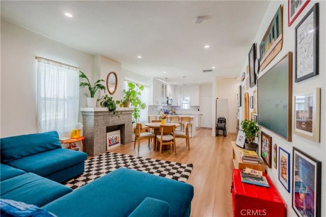 1452 W 22nd, Los Angeles, CA 90007