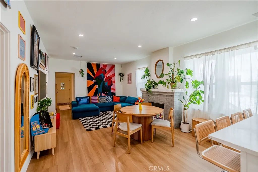 1452 W 22nd, Los Angeles, CA 90007