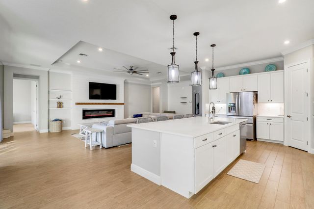 9240 Greenspire Lane, Lake Worth, FL 33467