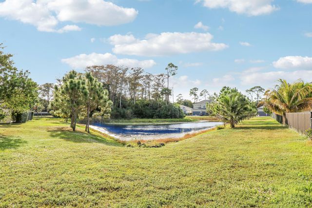 9240 Greenspire Lane, Lake Worth, FL 33467