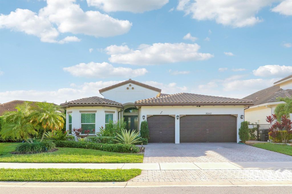 9240 Greenspire Lane, Lake Worth, FL 33467