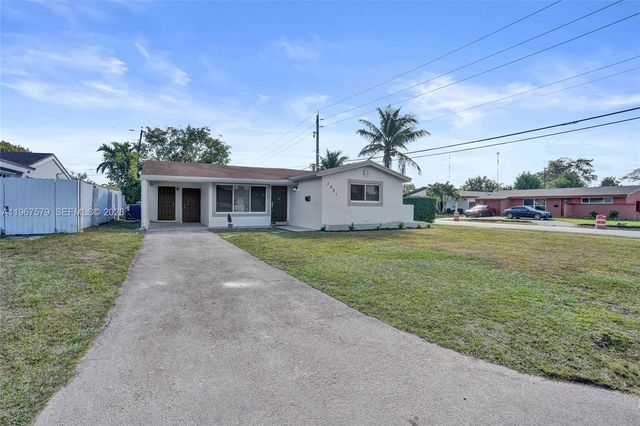 3221 SW 67th Way, Miramar, FL 33023
