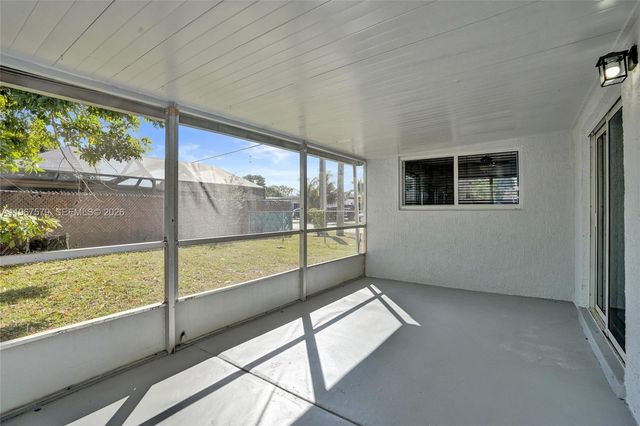 3221 SW 67th Way, Miramar, FL 33023