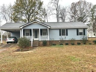 235 PARKVIEW DR, Savannah, TN 38372