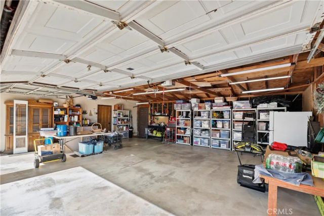 7215 Kourie Way, Oak Hills, CA 92344