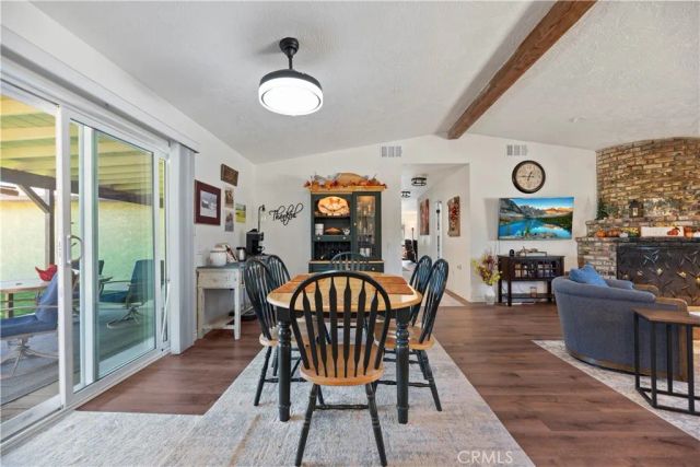 7215 Kourie Way, Oak Hills, CA 92344