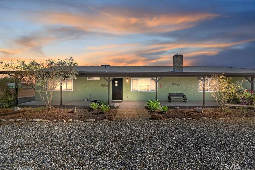 7215 Kourie Way, Oak Hills, CA 92344