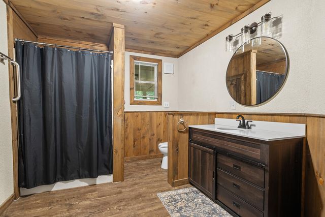4326 White Oak Drive, Hiawassee, GA 30546