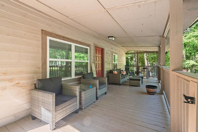 4326 White Oak Drive, Hiawassee, GA 30546