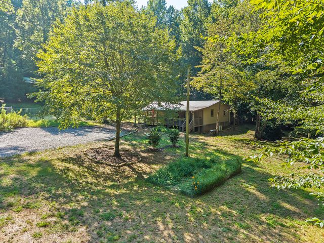 4326 White Oak Drive, Hiawassee, GA 30546