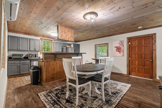 4326 White Oak Drive, Hiawassee, GA 30546