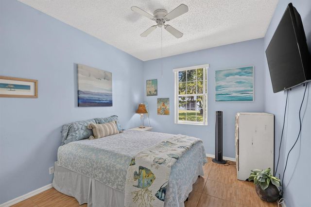 3162 Via Poinciana 6, Lake Worth, FL 33467