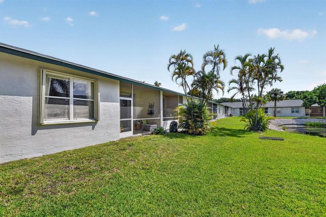 3162 Via Poinciana 6, Lake Worth, FL 33467