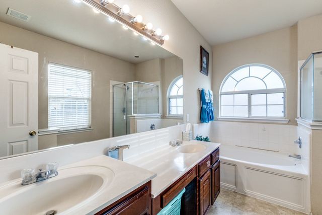 2139 Matagorda Lane, Grand Prairie, TX 75052