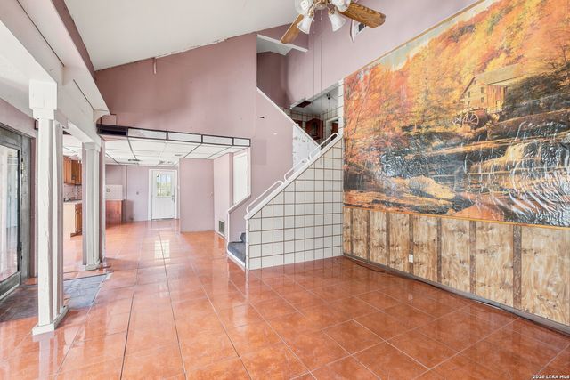7918 W FM 476, Poteet, TX 78065