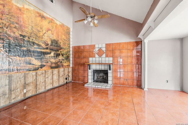 7918 W FM 476, Poteet, TX 78065