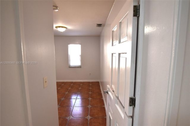 2544 SW 20th St 2544, Miami, FL 33145