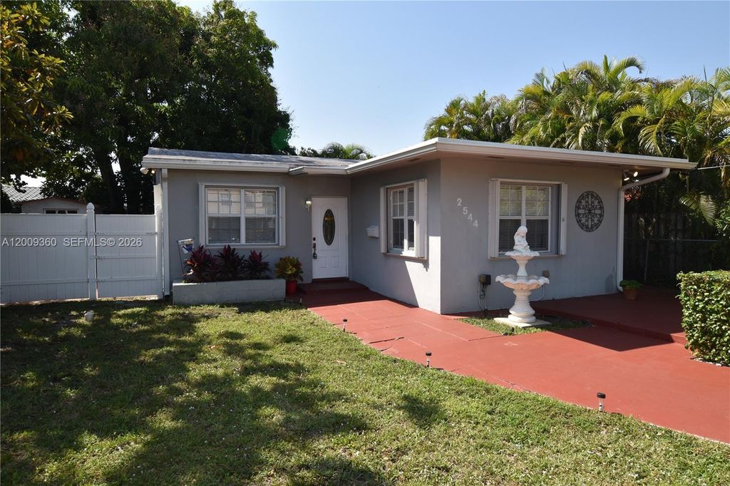 2544 SW 20th St 2544, Miami, FL 33145