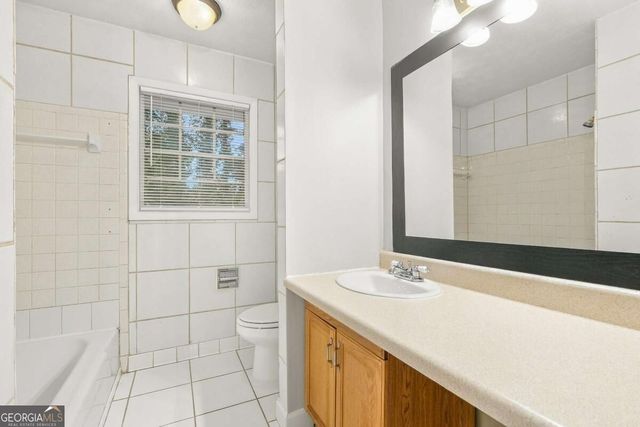 1166 Shoreham Drive, Atlanta, GA 30349