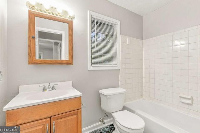 1166 Shoreham Drive, Atlanta, GA 30349