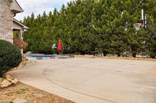 3723 Apple Orchard Cove, High Point, NC 27265