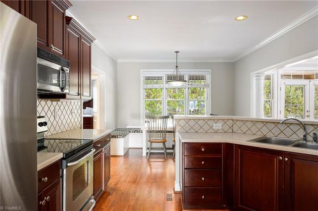 3723 Apple Orchard Cove, High Point, NC 27265