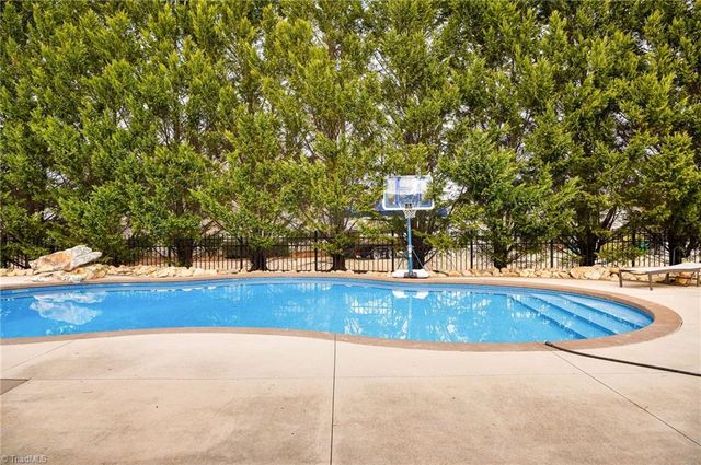 3723 Apple Orchard Cove, High Point, NC 27265