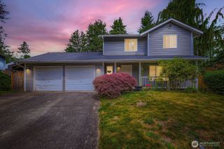 9806 6th Place SE, Lake Stevens, WA 98258