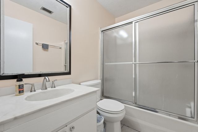 41 12th Street 68, Shalimar, FL 32579