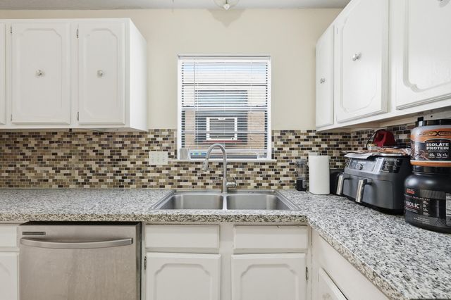 41 12th Street 68, Shalimar, FL 32579