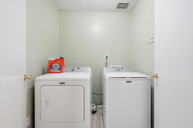 41 12th Street 68, Shalimar, FL 32579