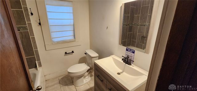 2515 Hoover Avenue, Dayton, OH 45402