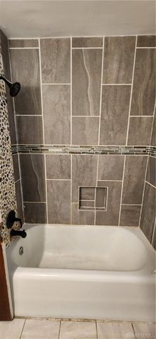 2515 Hoover Avenue, Dayton, OH 45402