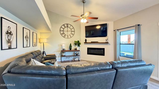 902 N SAINT ELENA Street, Gilbert, AZ 85234