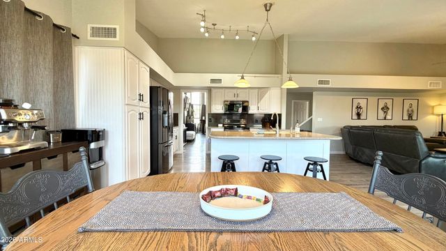 902 N SAINT ELENA Street, Gilbert, AZ 85234