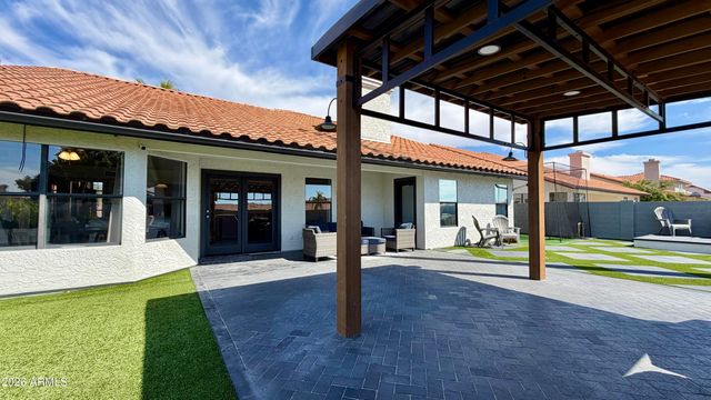 902 N SAINT ELENA Street, Gilbert, AZ 85234