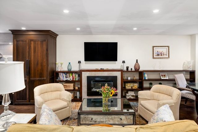 109 Appleton St, Boston, MA 02116