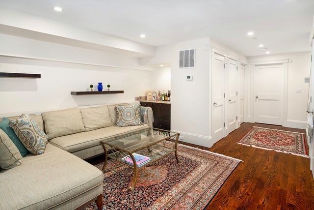 109 Appleton St, Boston, MA 02116