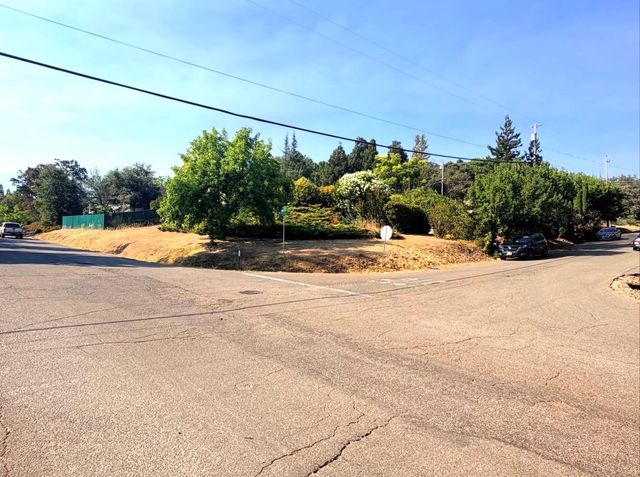 2647 Wentworth Rd, Cameron Park, CA 95682