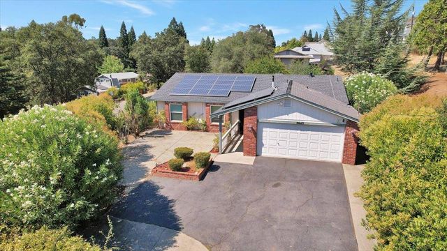 2647 Wentworth Rd, Cameron Park, CA 95682