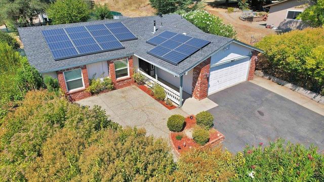 2647 Wentworth Rd, Cameron Park, CA 95682