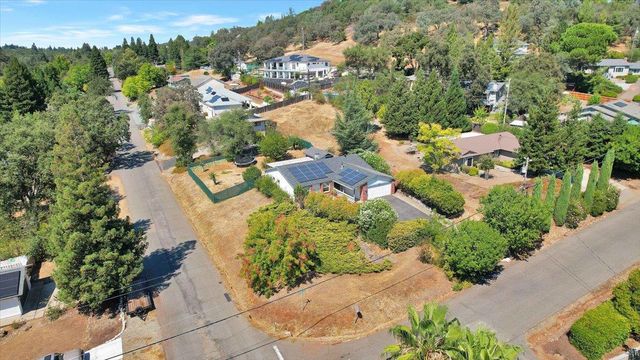 2647 Wentworth Rd, Cameron Park, CA 95682